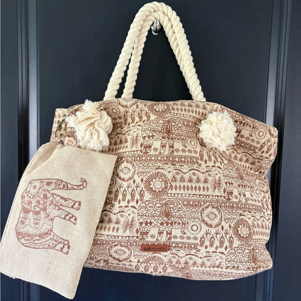 Sakroots Bayside reversible tote and wristlet in tobacco batik world